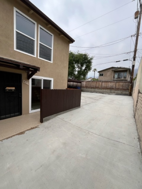 Photo - 1825 E Woodbury Rd Townhome