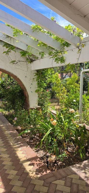 Photo - 28915 Hollow Brook Ave