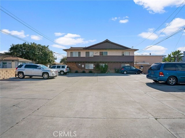 Building Photo - 9918 Ramona St Unit 6