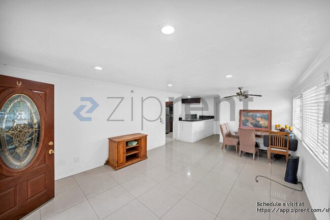 Photo - 17402 Horst Ave