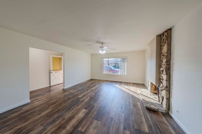 Photo - 16562 Sabot Ln Unit 16562 Sabot #1