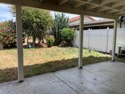 Photo - Cozy 3 Bedroom and 1 Bathroom in a good ar... House