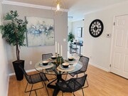 Dining area - 2474 S Centinela Ave Condo Unit Centinela  4