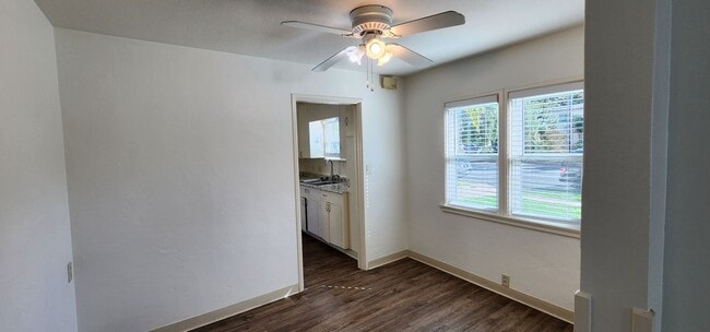 Photo - 804-808 H Ave. Unit 808