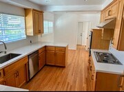 Photo - 9647 Vanalden Ave