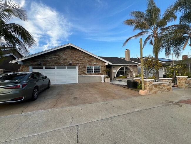 Photo - 8901 Blackheath Cir Unit Masterbed