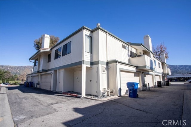 Building Photo - 10475 Newhome Ave