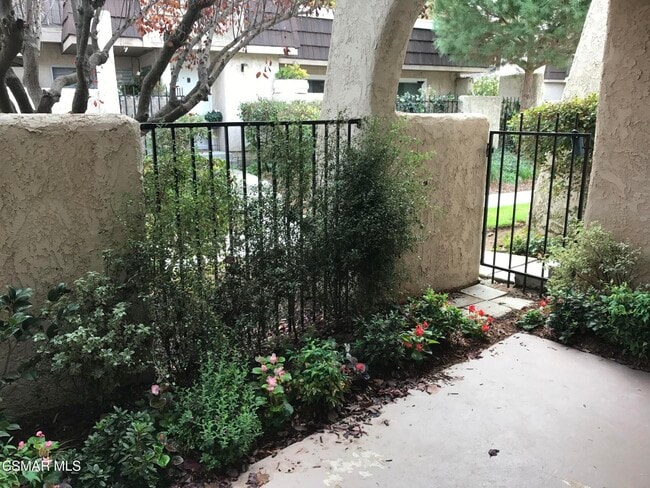 Photo - 3719 Summershore Ln