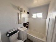 Photo - 1156 W 39th St Apartment Unit 03