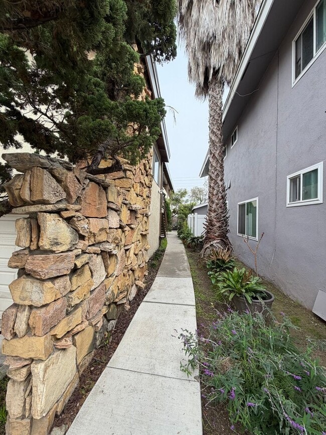 Photo - Newport Ave Unit 2