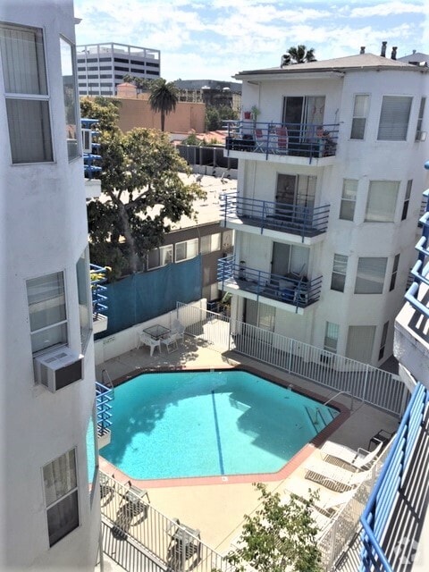 Building Photo - Sycamore Terrace Rental