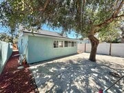 Photo - 411 33rd St House