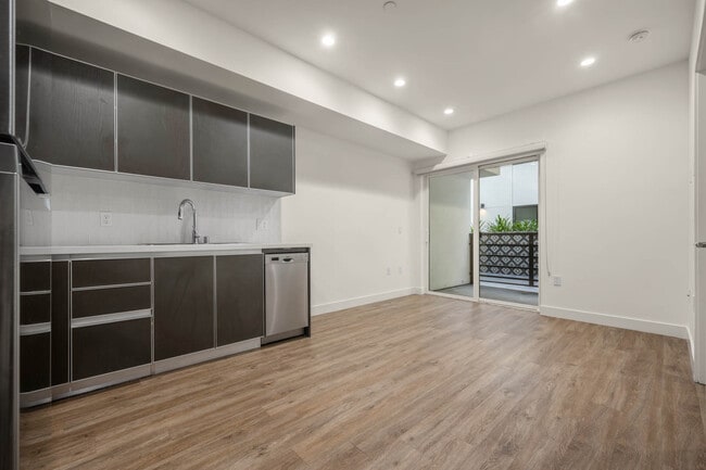 Building Photo - 5801 W Pico Blvd Unit One Bedroom B Rental