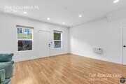 Photo - 246 Columbia Pl