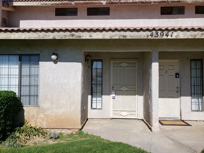 Photo - 43941 18th Street E Unit #2
