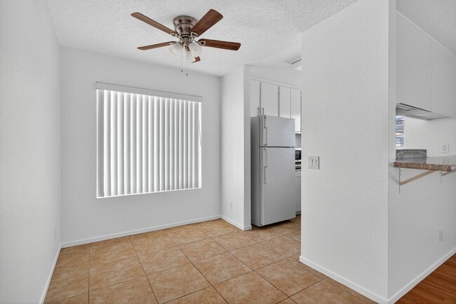 Photo - 1066 Coronado Ave Unit 204