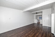 1BR, 1BA - 604SF - Living Room - 4115 Palmwood