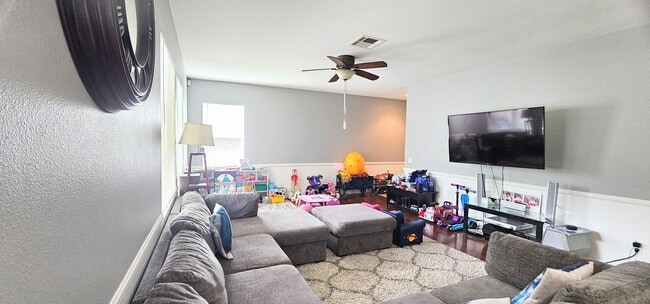 Photo - Beautiful Single Story Home - Professional Landscaper included