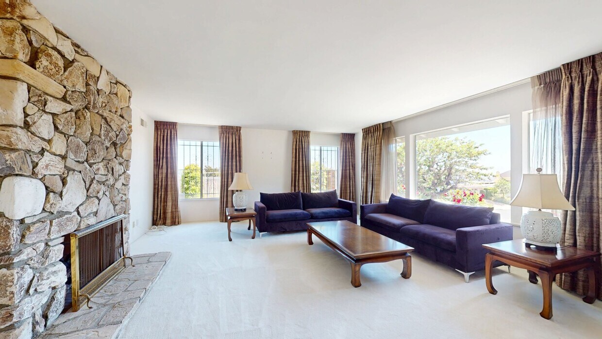 3D Tour - 2160 Winona Blvd House
