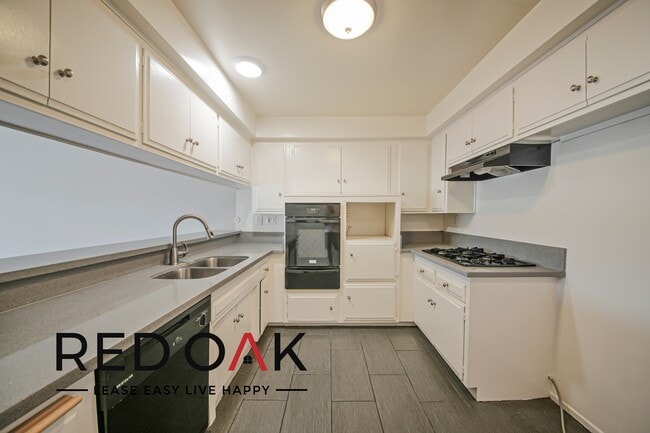 Photo - 4329 Colfax Ave Unit 207