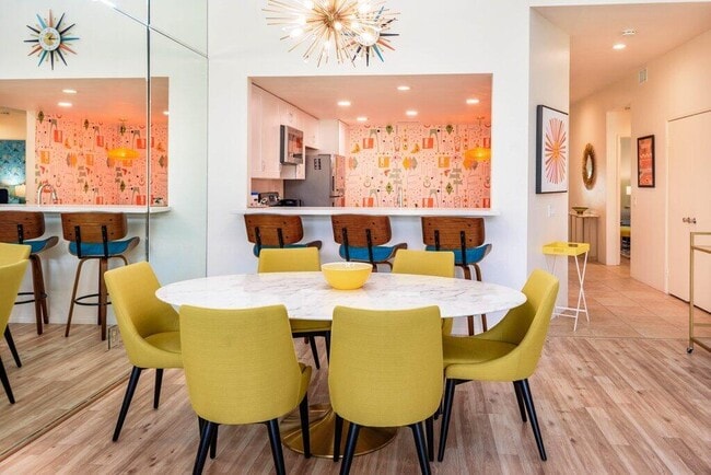 Photo - 55281 Shoal Creek