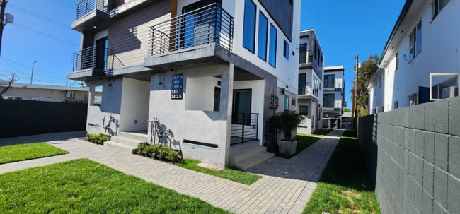 Photo - 1309 N Harvard Blvd