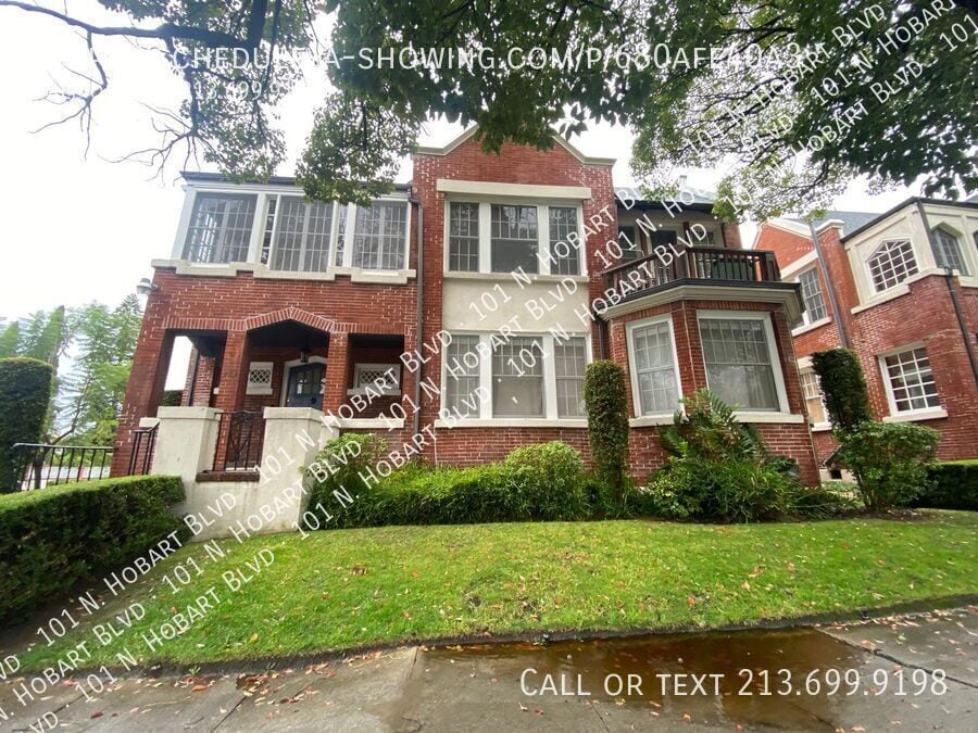 Photo - 101 N Hobart Blvd