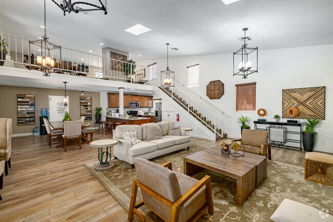 Resident Lounge - Creekside Meadows
