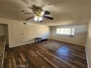 Photo - 14006 Vanowen St