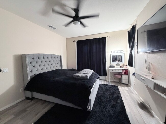 Photo - Chula Vista townhouse now available for rent