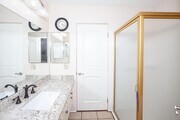 Photo - 2900 E Avery Dr House