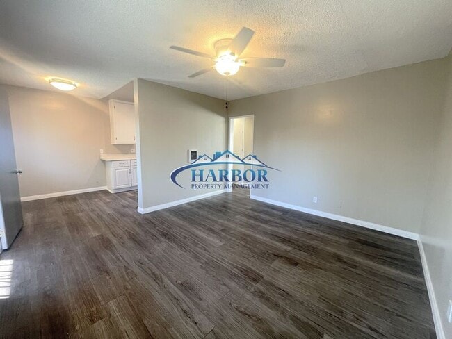 Photo - 1388 Martin Luther King Jr Ave