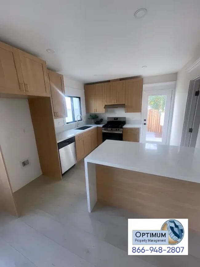 Photo - Fully Remodeled 2 Bed / 2 Bath Spanish Revival Bungalow – Historic N.W. Ontario