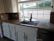 Photo - 6791 Killarney Ave