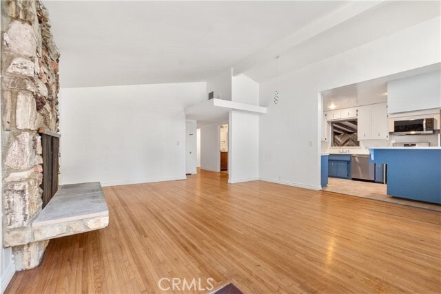 Photo - 25046 Feijoa Ave