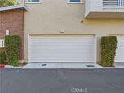 Photo - 1 Vantis Dr