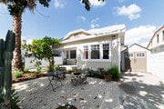 Photo - 321 Heliotrope Dr House
