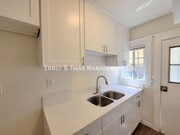Photo - 154 E Eagle St Apartment Unit 01
