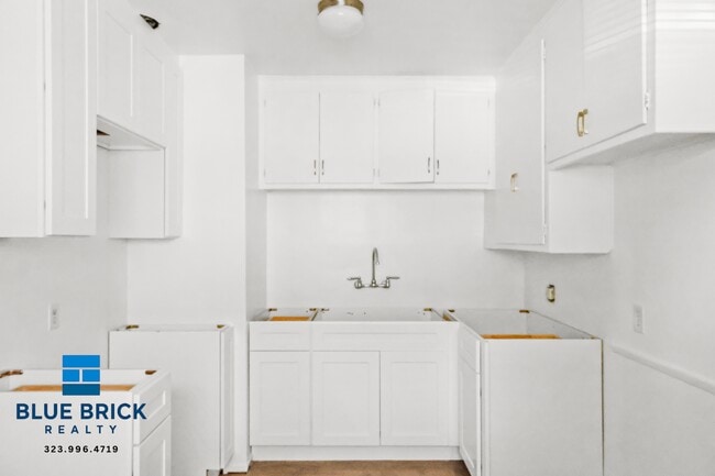 Photo - 12805 Vanowen St Unit 1