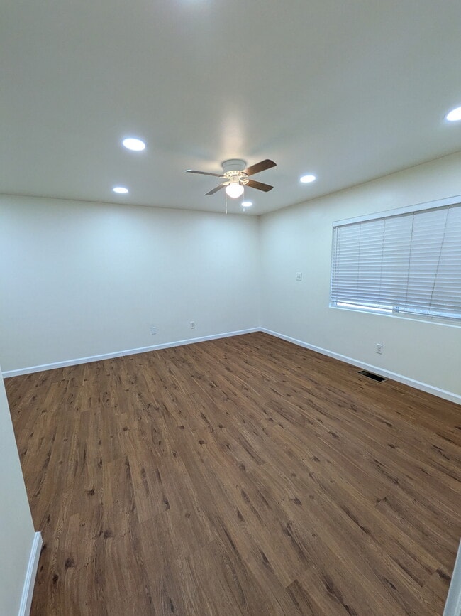 Photo - 2657 C St Unit 57