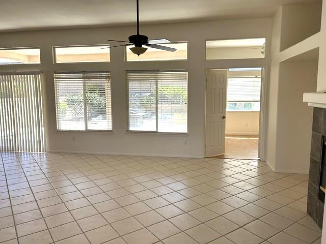 Photo - 1776 Cashew Tree St