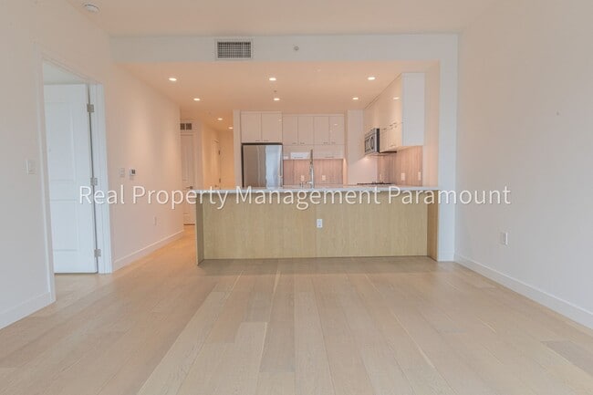Photo - 400 S Broadway Unit 1301