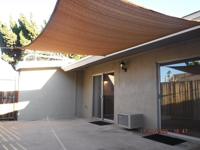 Building Photo - 633 N Fig St Unit G
