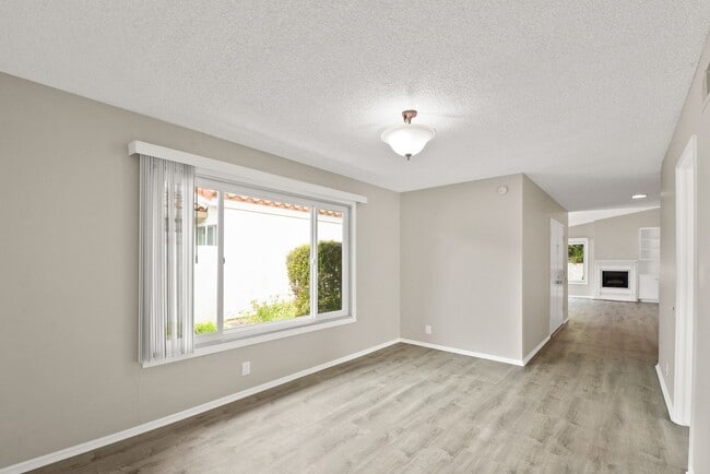 Photo - Beautiful Single-Level Detached Home in Villa Pacifica For Lease
