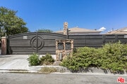 Photo - 10823 Cantara St House