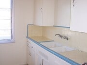 Kitchen - 144 N Sierra Bonita Ave Unit 5