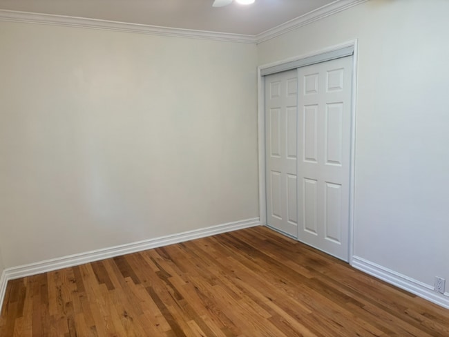 Photo - 534 N Niagara St