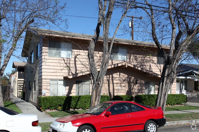 Photo - 2415 E. 6th Street