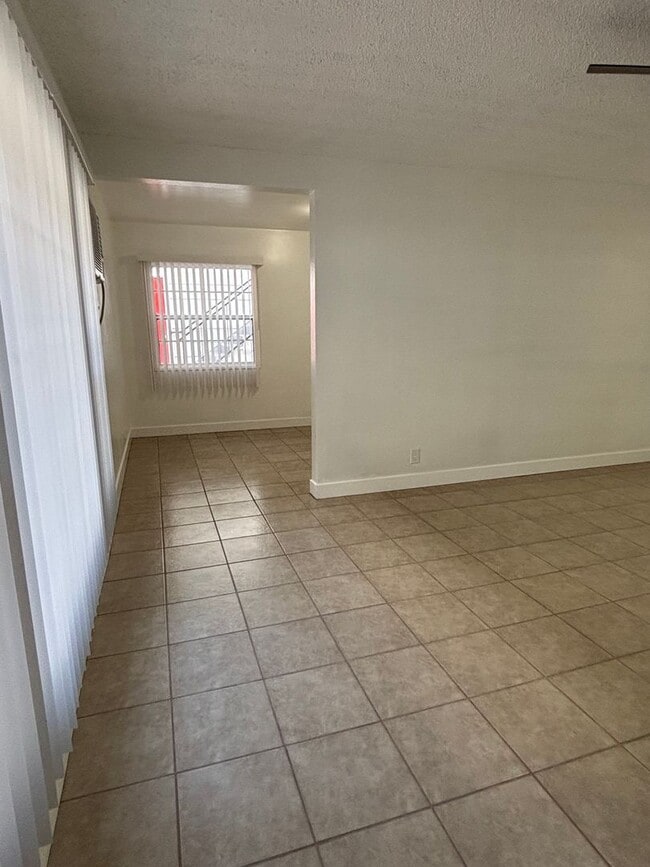 Photo - 1730 Obispo Ave Unit 1732