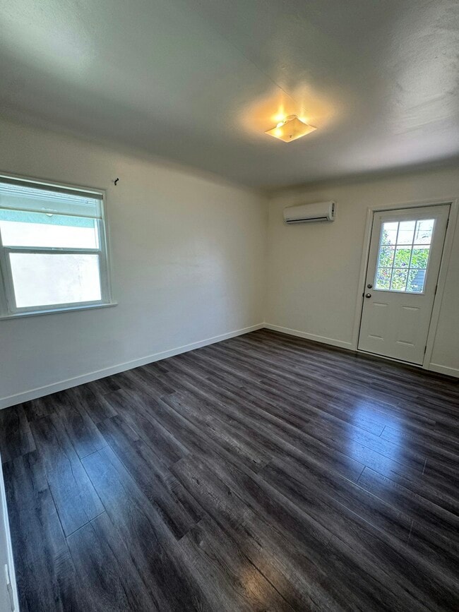 Photo - 1156 Van Buren Ave